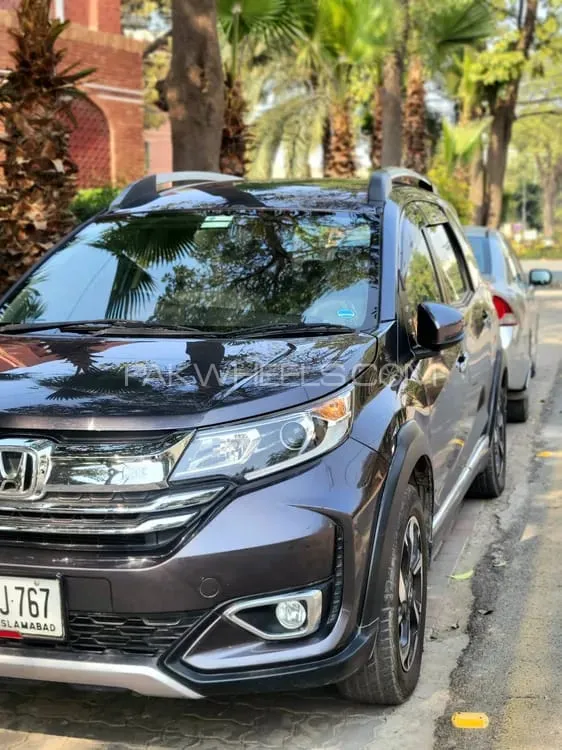 Honda BR-V 2021 for Sale in Lahore Image-1