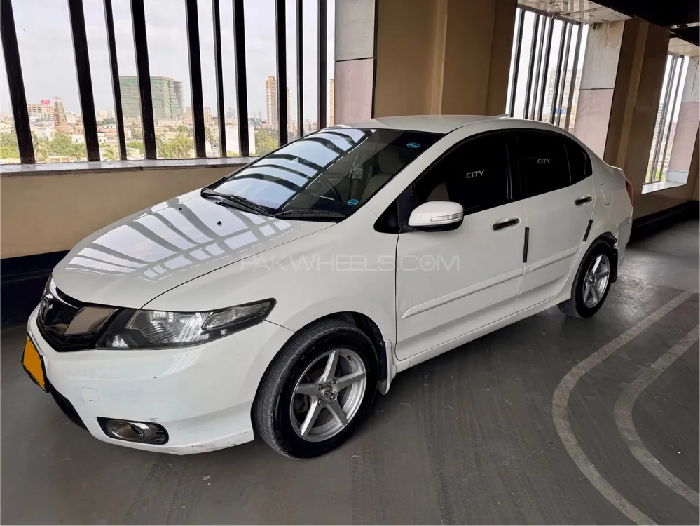 Honda City 2018 for Sale in Karachi Image-1