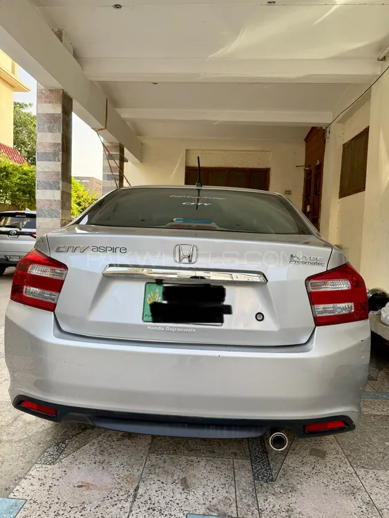 Honda City 2015 for Sale in Gujranwala Image-1