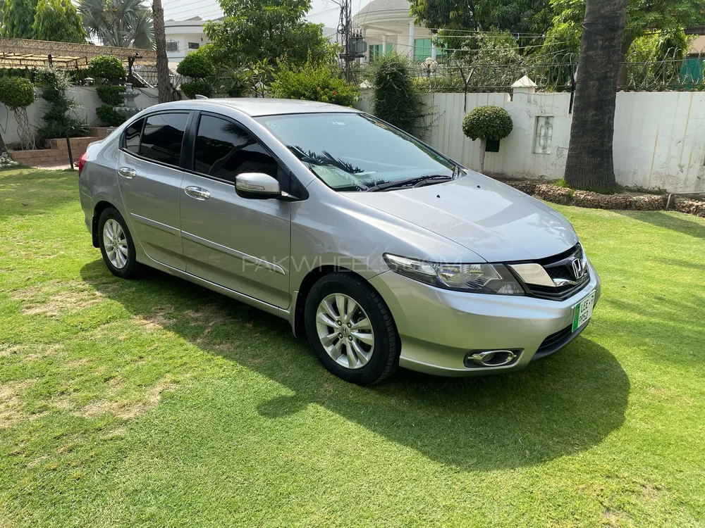 Honda City 2018 for Sale in Lahore Image-1