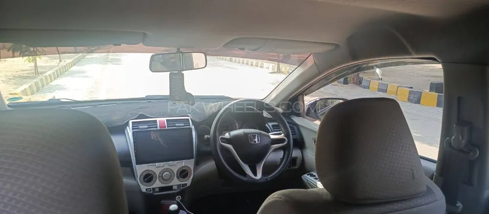 Honda City 2013 for Sale in Okara Image-1