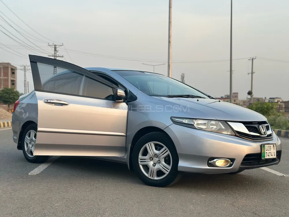 Honda City 2018 for Sale in Lahore Image-1
