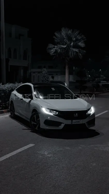 Honda Civic 2016 for Sale in Multan Image-1