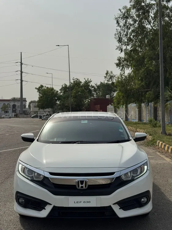 Honda Civic 2018 for Sale in Lahore Image-1