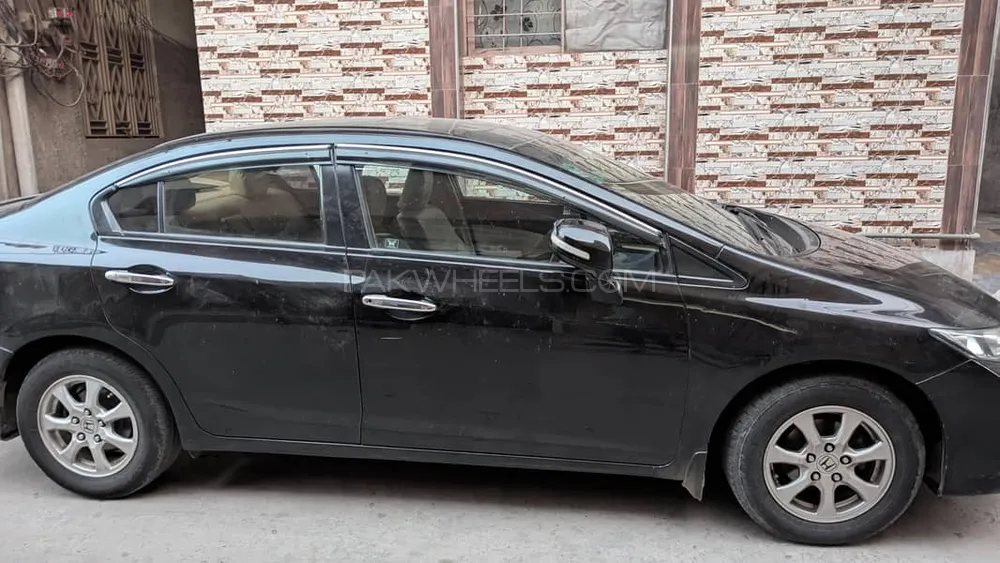 Honda Civic 2013 for Sale in Lahore Image-1