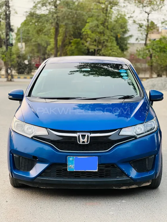 Honda Fit 2015 for Sale in Lahore Image-1