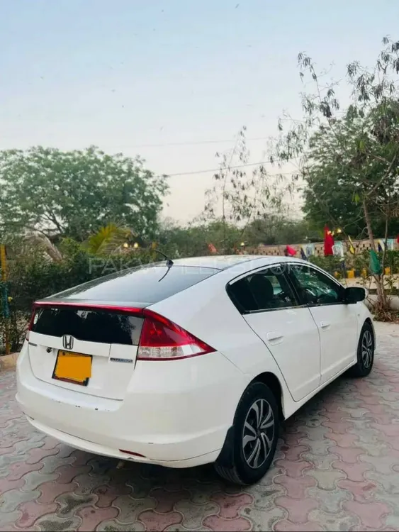 Honda Insight 2010 for Sale in Karachi Image-1
