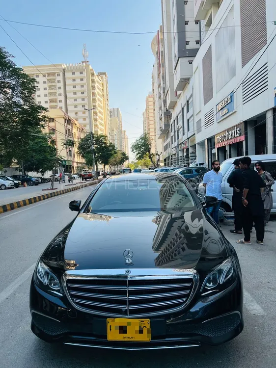 Mercedes Benz E Class 2017 for Sale in Multan Image-1