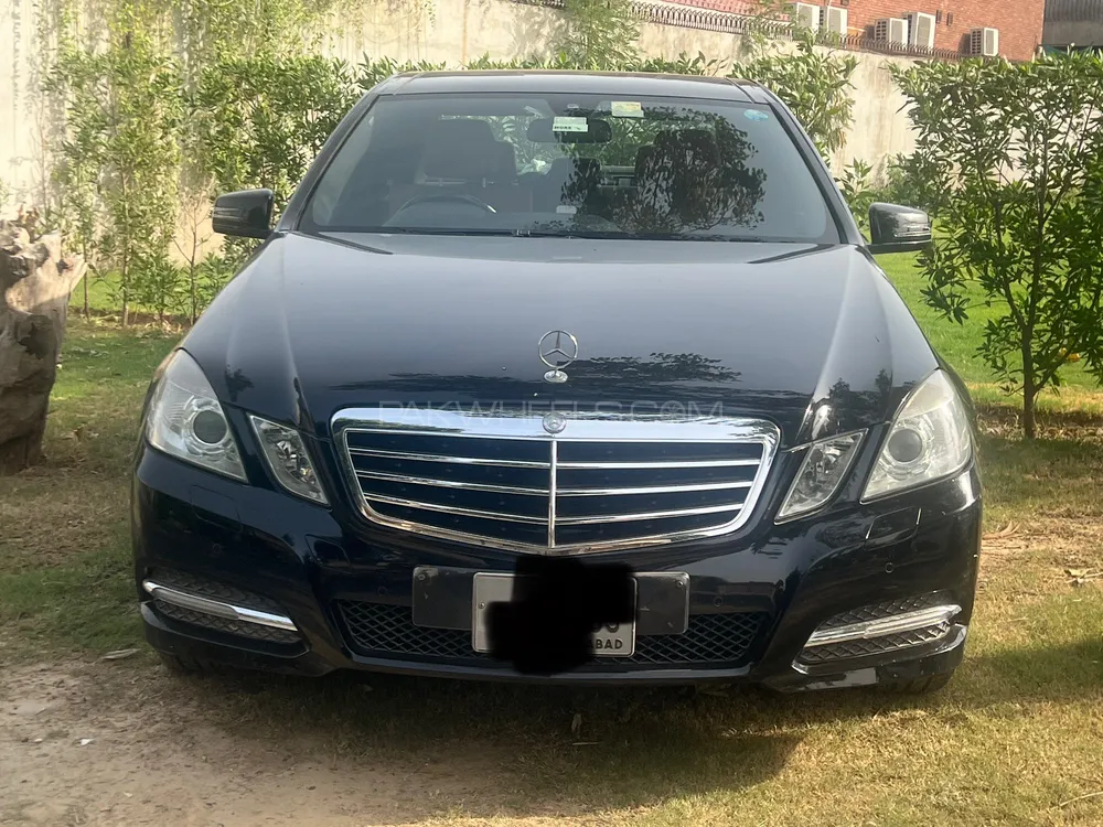 Mercedes Benz E Class 2012 for Sale in Lahore Image-1