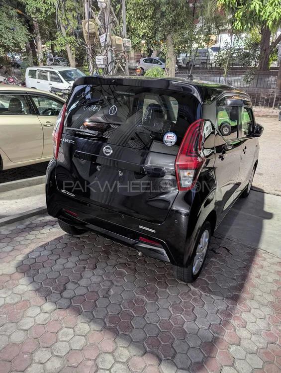 نسان ڈیز 2022 for Sale in لاہور Image-1