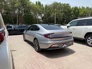 Hyundai Sonata 2.5
Model: 2021
Mileage: 41,400 km 
Reg: 2021 khi

Calling and Visiting Hours

Monday to Saturday 

11:00 AM to 7:00 PM