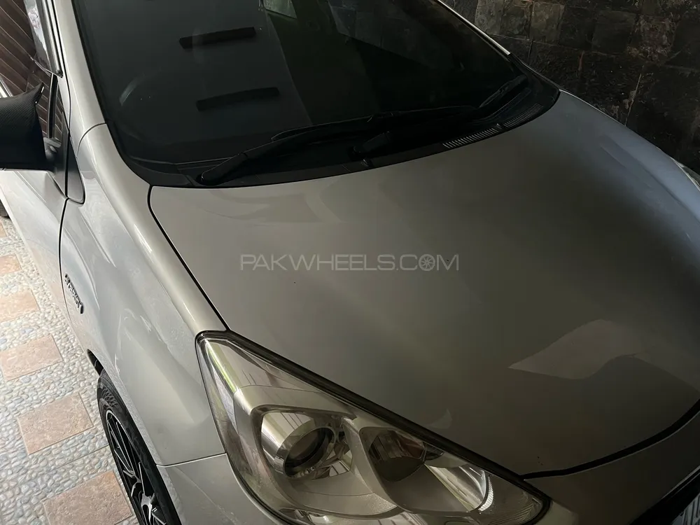 Toyota Aqua 2015 for Sale in Sialkot Image-1