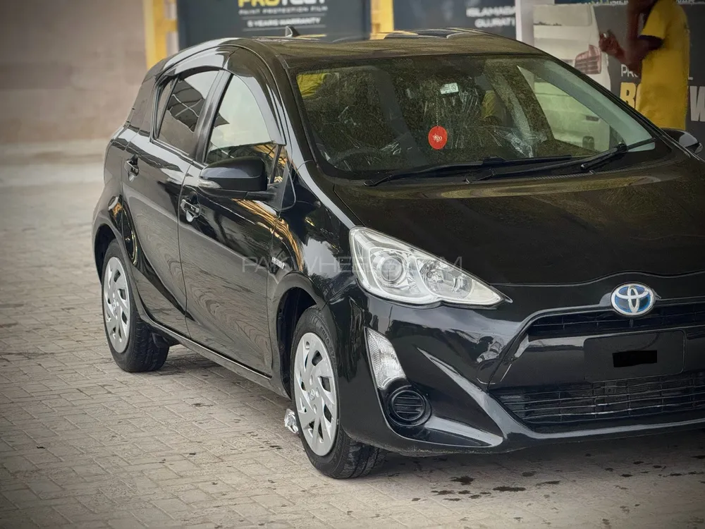 Toyota Aqua 2015 for Sale in Chakwal Image-1