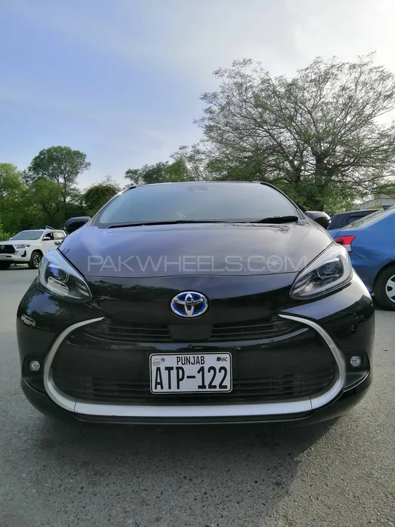 Toyota Aqua 2021 for Sale in Islamabad Image-1