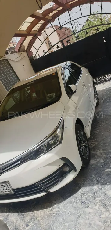 Toyota Corolla 2018 for Sale in Faisalabad Image-1