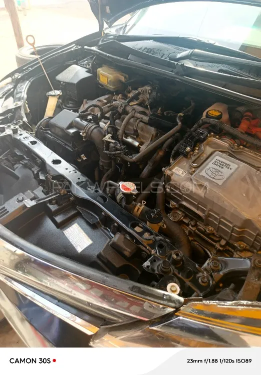 Toyota Corolla Fielder 2016 for Sale in Peshawar Image-1