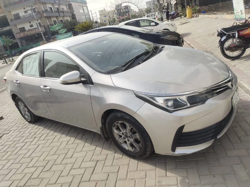 Toyota Corolla 2018 for Sale in Lahore Image-1