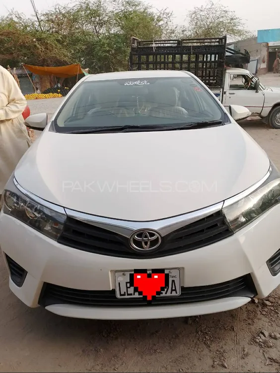 Toyota Corolla 2016 for Sale in Jhang Image-1