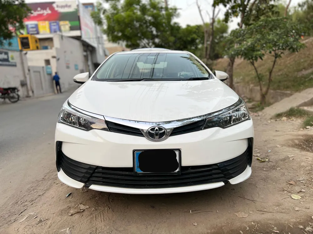 Toyota Corolla 2020 for Sale in Faisalabad Image-1
