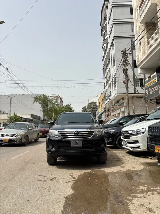 Toyota Fortuner 2013 for Sale in Karachi Image-1