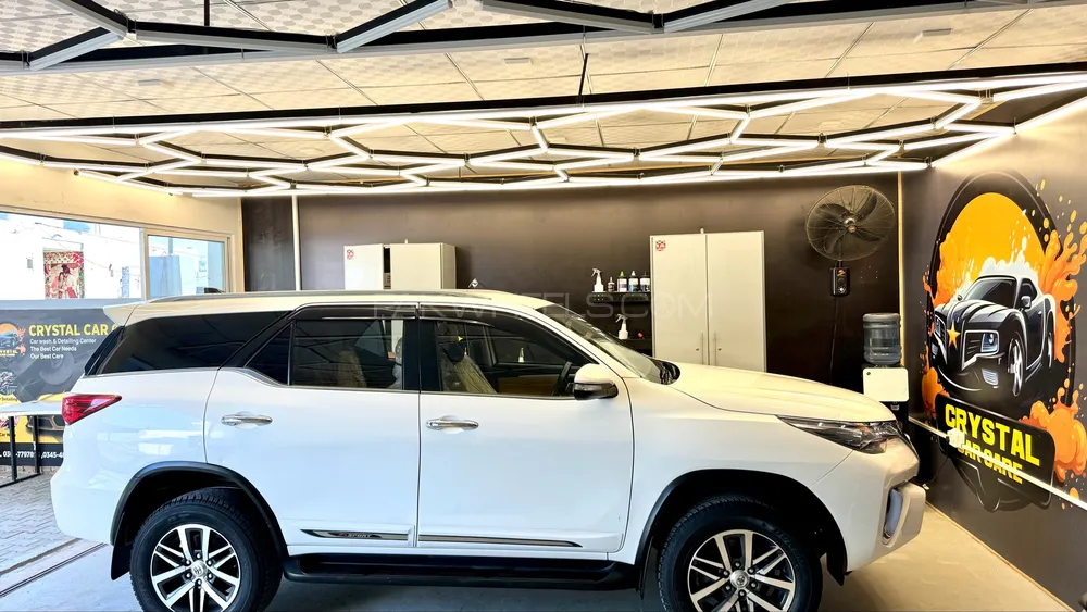 Toyota Fortuner 2017 for Sale in Bahawalpur Image-1