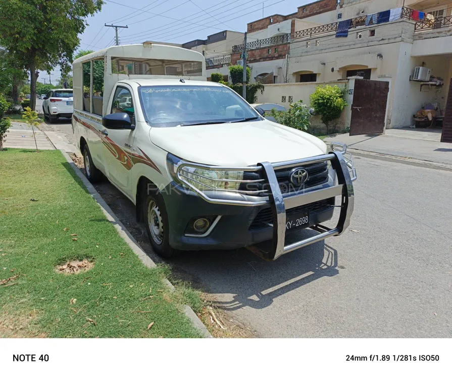Toyota Hilux 2018 for Sale in Lahore Image-1