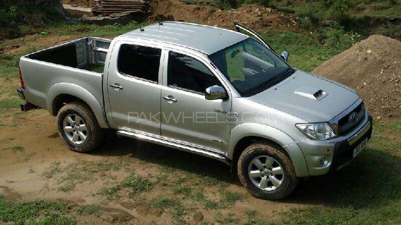 Toyota Hilux 2011 for Sale in Dadyal Ak Image-1