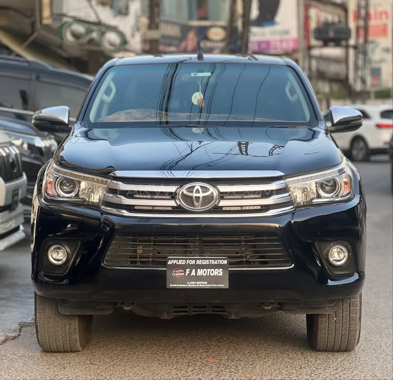 Toyota Hilux 2021 for Sale in Lahore Image-1