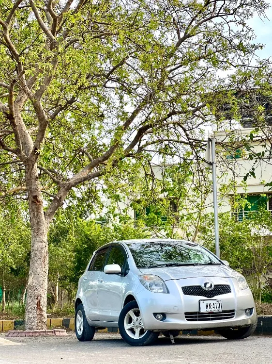 Toyota Vitz 2007 for Sale in Islamabad Image-1