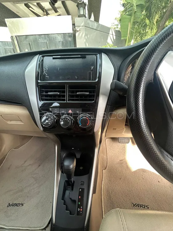 Toyota Yaris Sedan 2023 for Sale in Lahore Image-1