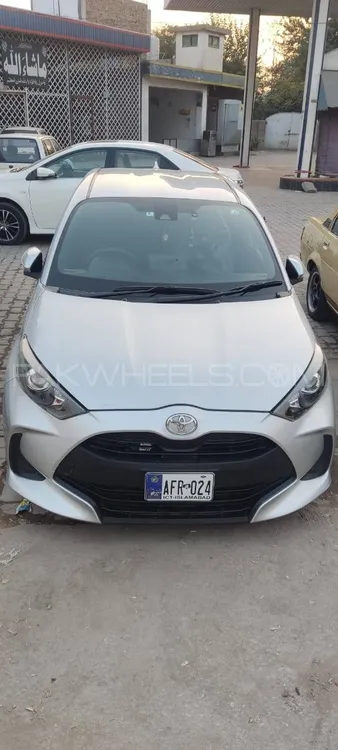 Toyota Yaris Hatchback 2020 for Sale in Peshawar Image-1