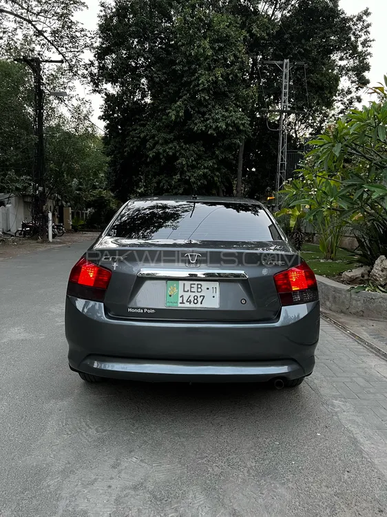 Honda City 2011 for Sale in Lahore Image-1