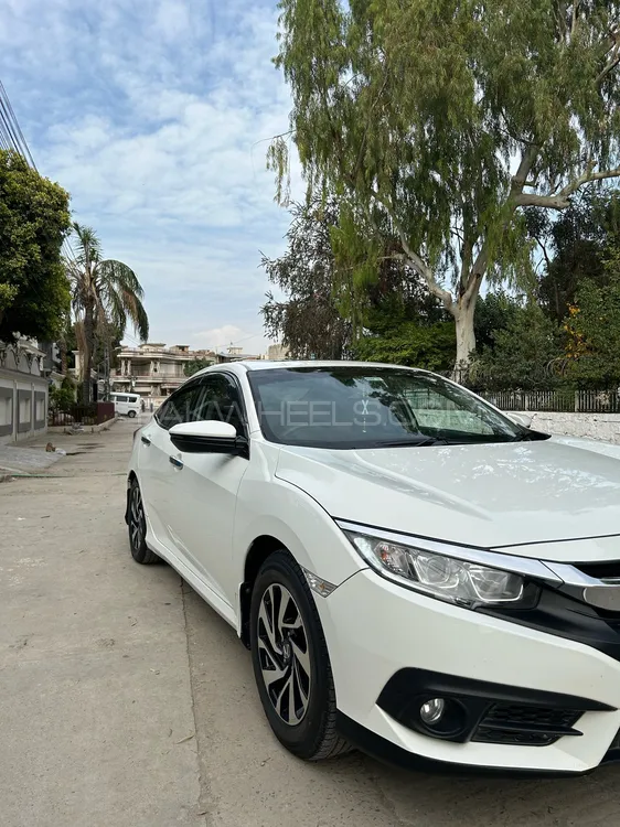 Honda Civic 2018 for Sale in Rawalpindi Image-1