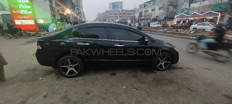 Honda Civic 2009 for Sale in Karachi Image-1