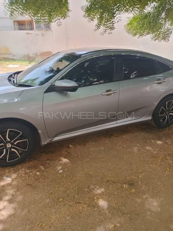 Honda Civic 2018 for Sale in Karachi Image-1