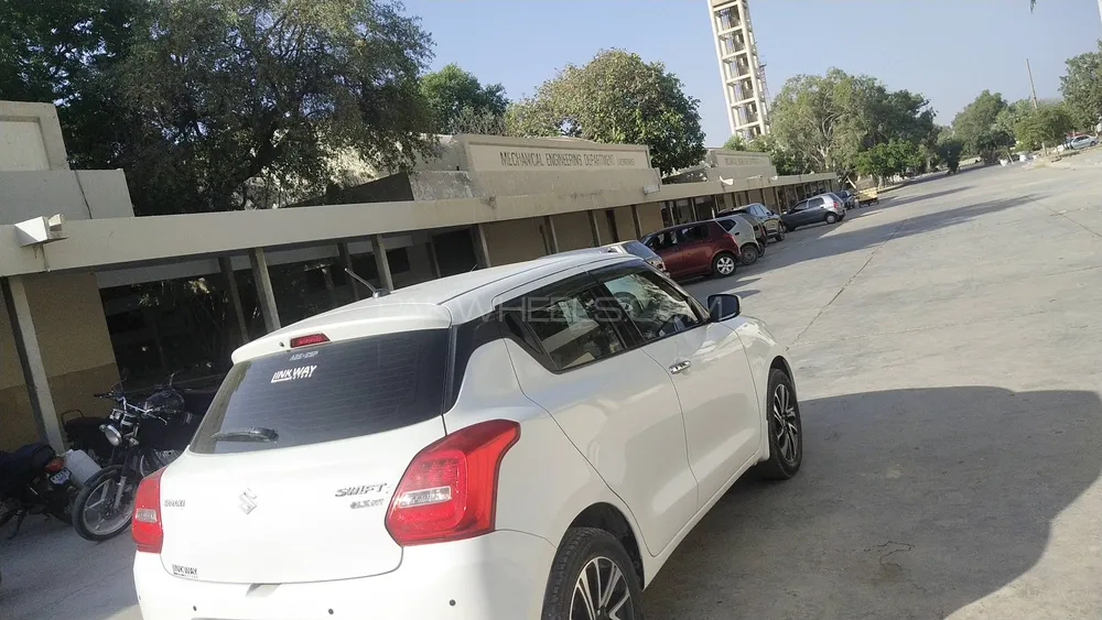 Suzuki Swift 2022 for Sale in Karachi Image-1