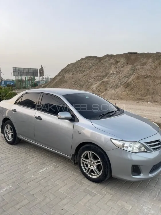 Toyota Corolla 2011 for Sale in Karachi Image-1