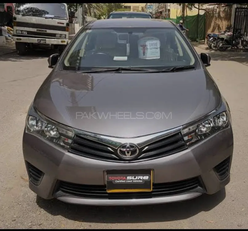 Toyota Corolla 2015 for Sale in Faisalabad Image-1