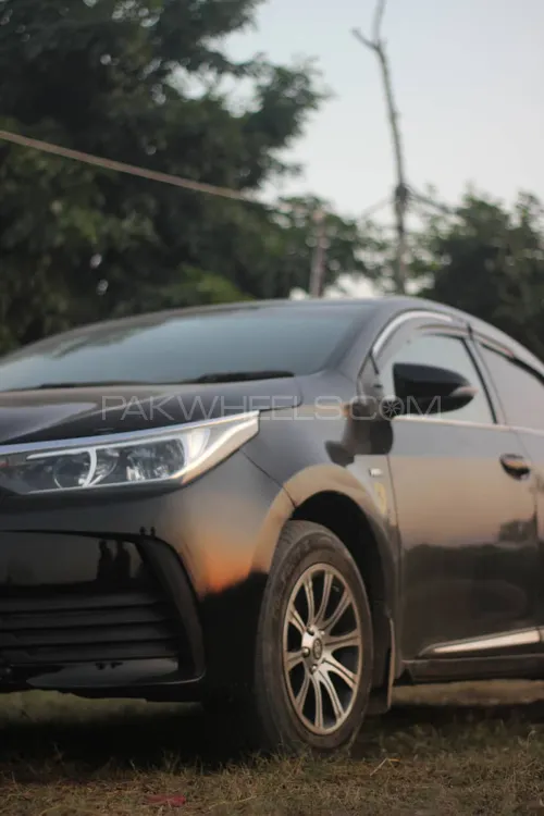 Toyota Corolla 2018 for Sale in Narowal Image-1