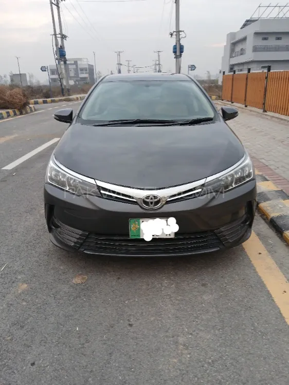 Toyota Corolla 2017 for Sale in Mardan Image-1