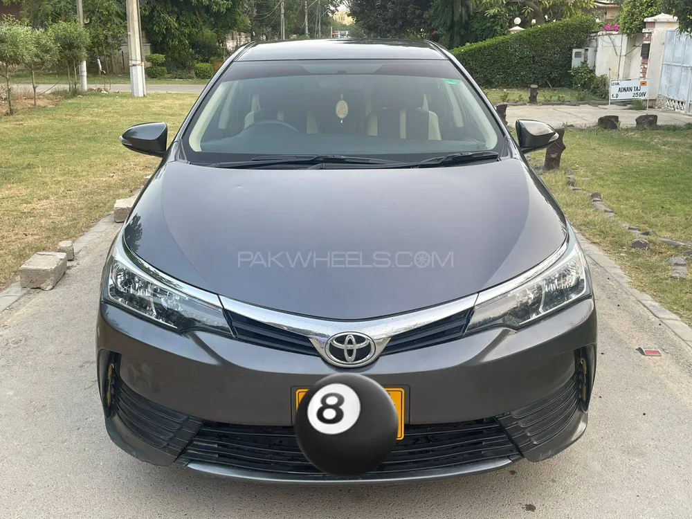 Toyota Corolla 2018 for Sale in Karachi Image-1