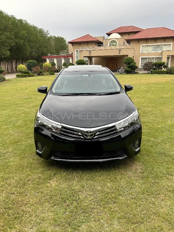 Toyota Corolla 2015 for Sale in Islamabad Image-1