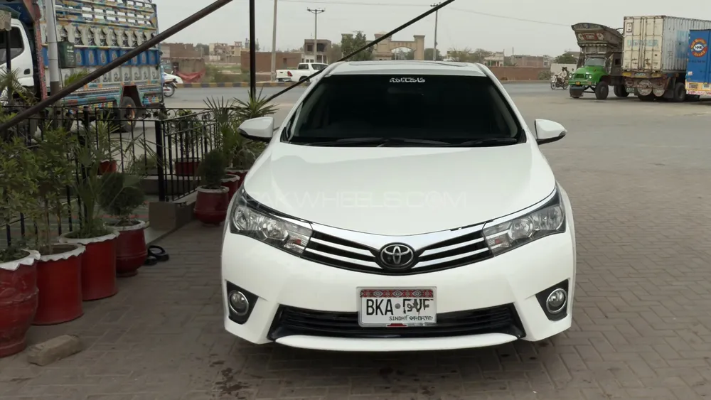 Toyota Corolla 2017 for Sale in Multan Image-1