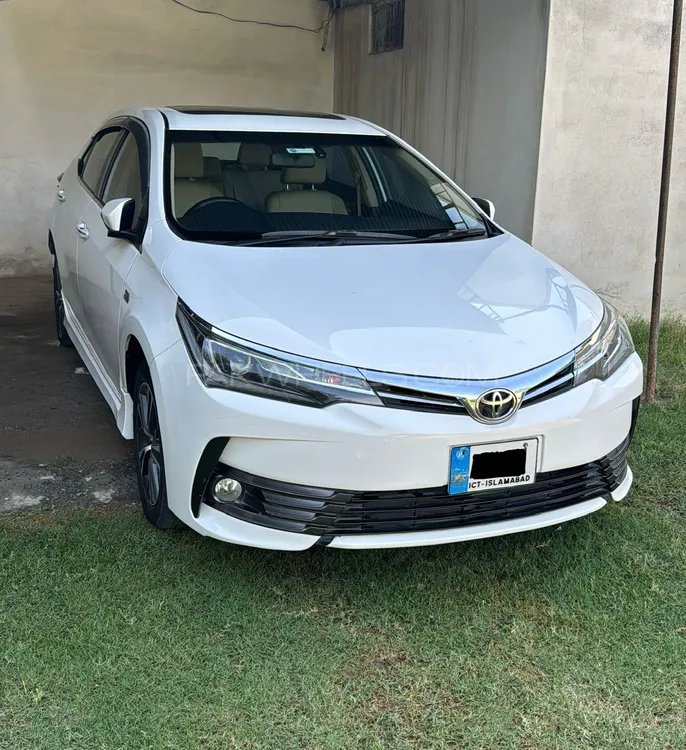 Toyota Corolla 2020 for Sale in Peshawar Image-1