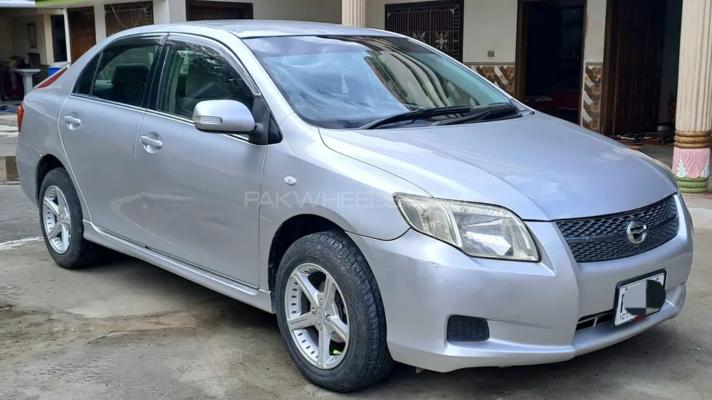 Toyota Corolla Axio 2006 for Sale in Abbottabad Image-1