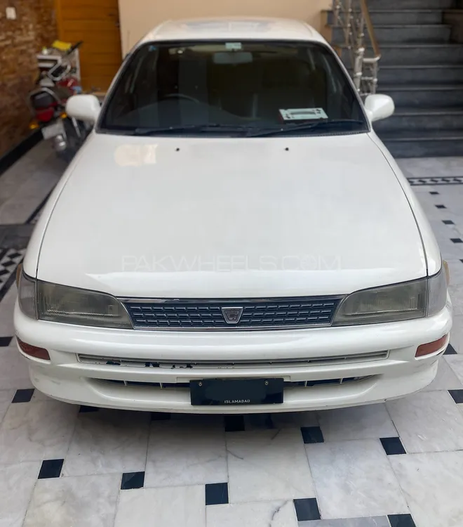 Toyota Corolla 2001 for Sale in Peshawar Image-1