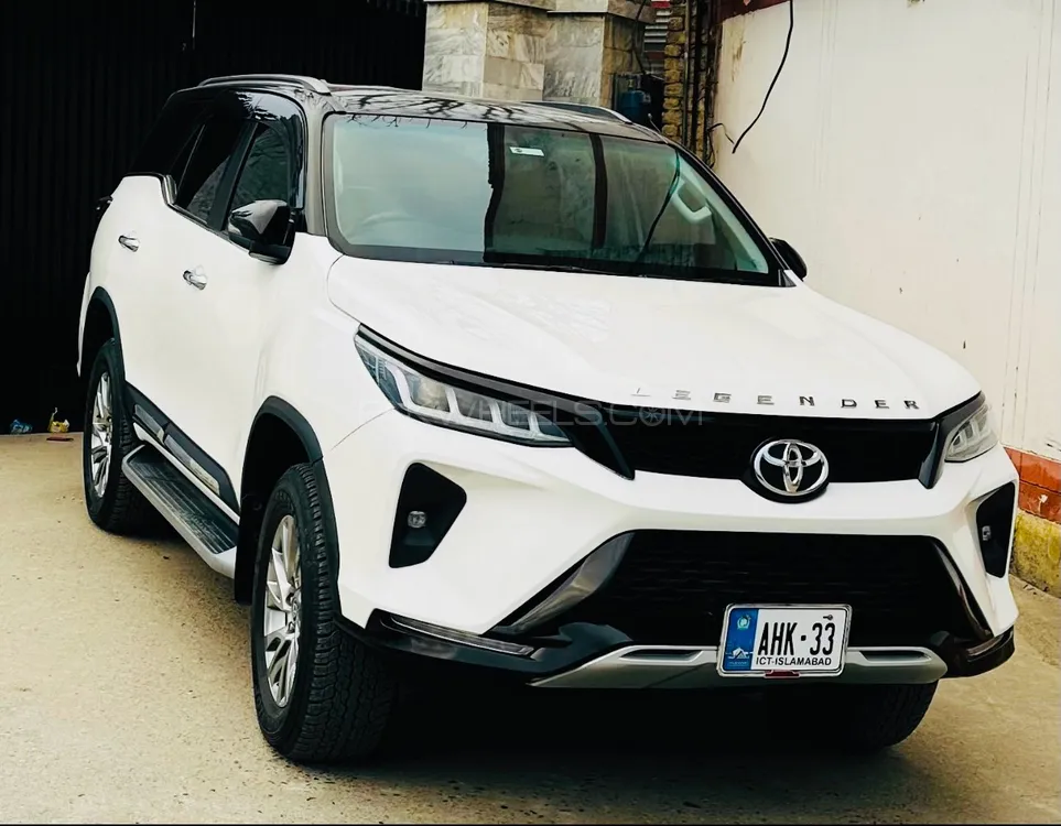 Toyota Fortuner 2021 for Sale in Swat Image-1
