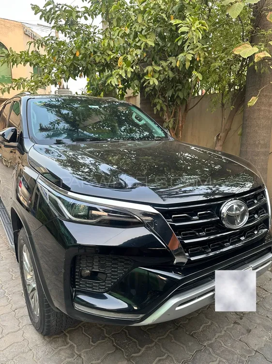Toyota Fortuner 2021 for Sale in Sialkot Image-1