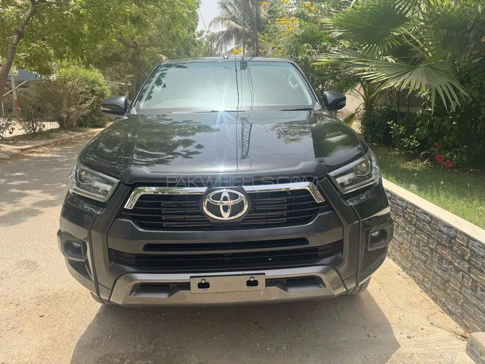 Toyota Hilux 2023 for Sale in Karachi Image-1