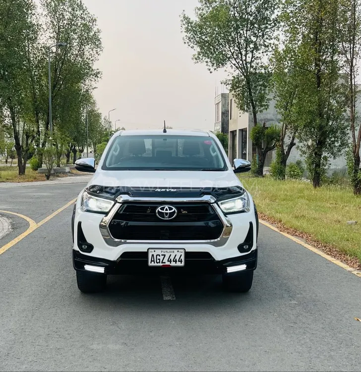 Toyota Hilux 2021 for Sale in Lahore Image-1